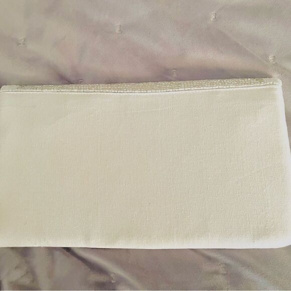 Red Dress Be My Bridesmaid White Silver Beaded Clutch Chain Crossbody OS NEW - Picture 8 of 12